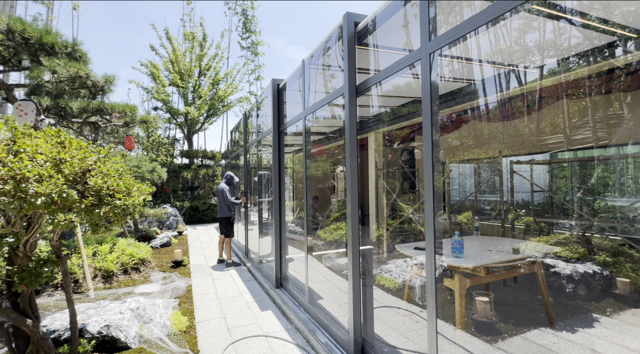 High Lean to-showcase-02